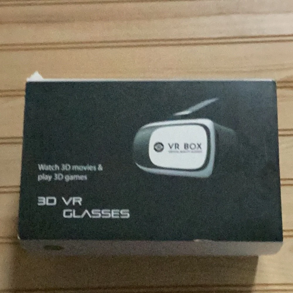 Black & White VR Box 3D Virtual‎ Reality Glasses Adjustable Straps NWT